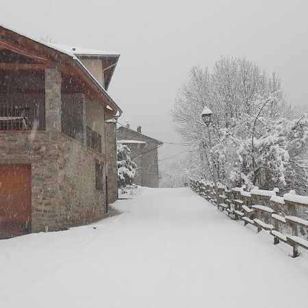 Cal Calau Vega Bed and Breakfast Planoles Exteriör bild
